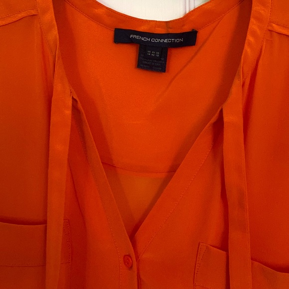 French Connection 100% Silk Women’s Orange Button Down Blouse Size 10 - Picture 2 of 3